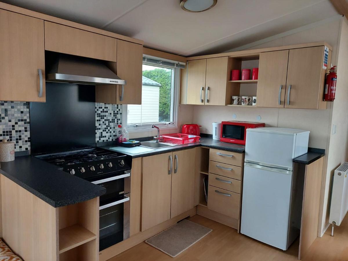 6 Berth Pet Friendly Caravan On Sandy Glade Berrow Εξωτερικό φωτογραφία