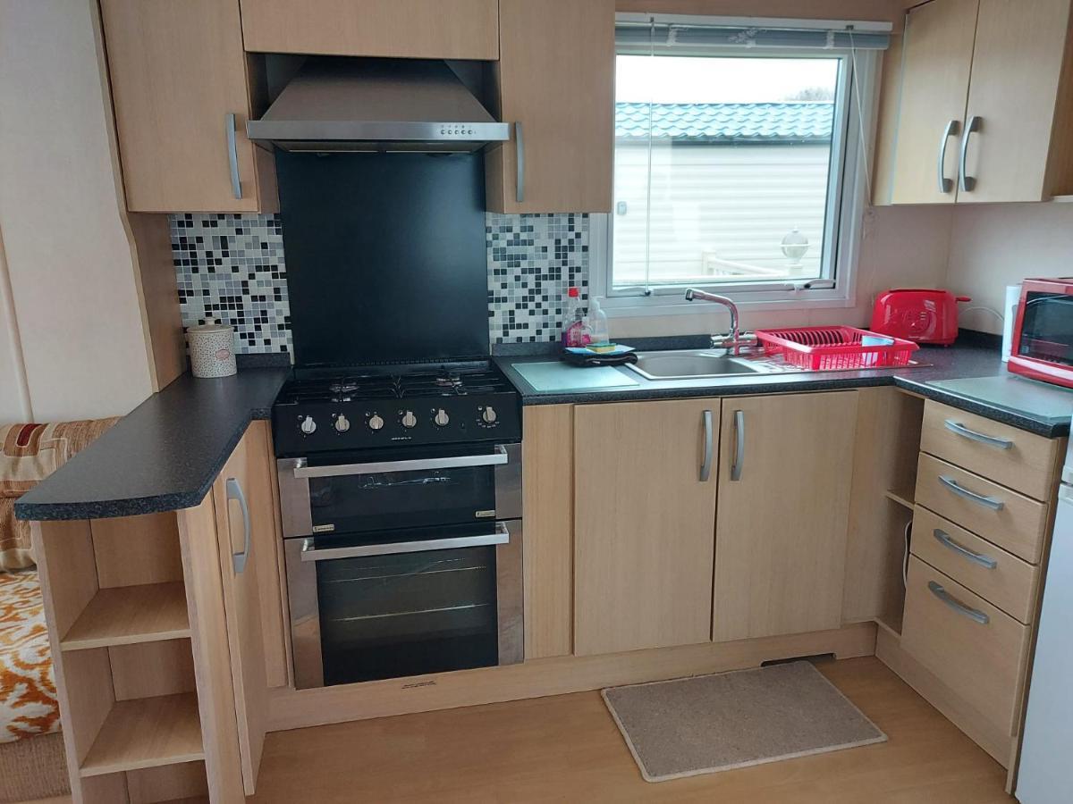 6 Berth Pet Friendly Caravan On Sandy Glade Berrow Εξωτερικό φωτογραφία